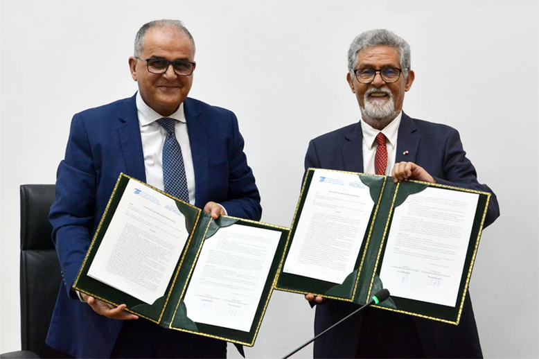 Signature d’une convention de partenariat entre  L’Institut Royal de la Culture Amazighe et   L’Ecole Supérieure Roi Fahd de Traduction