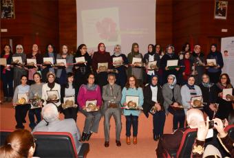 احتفالا باليوم العالمي للمرأة المعهد الملكي للثقافة الأمازيغية يحتفي بعناصره النسوية